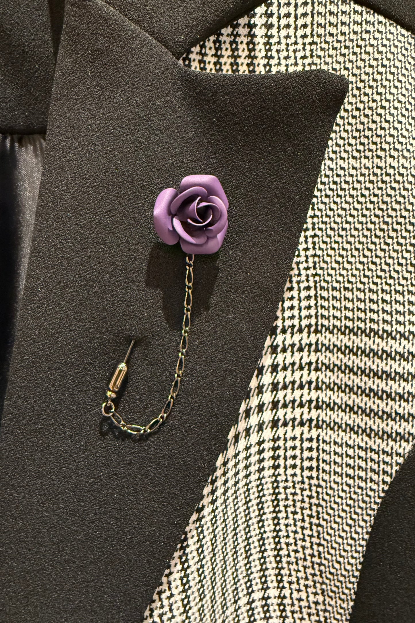 VENICE HOMME 薔薇ラペルピン