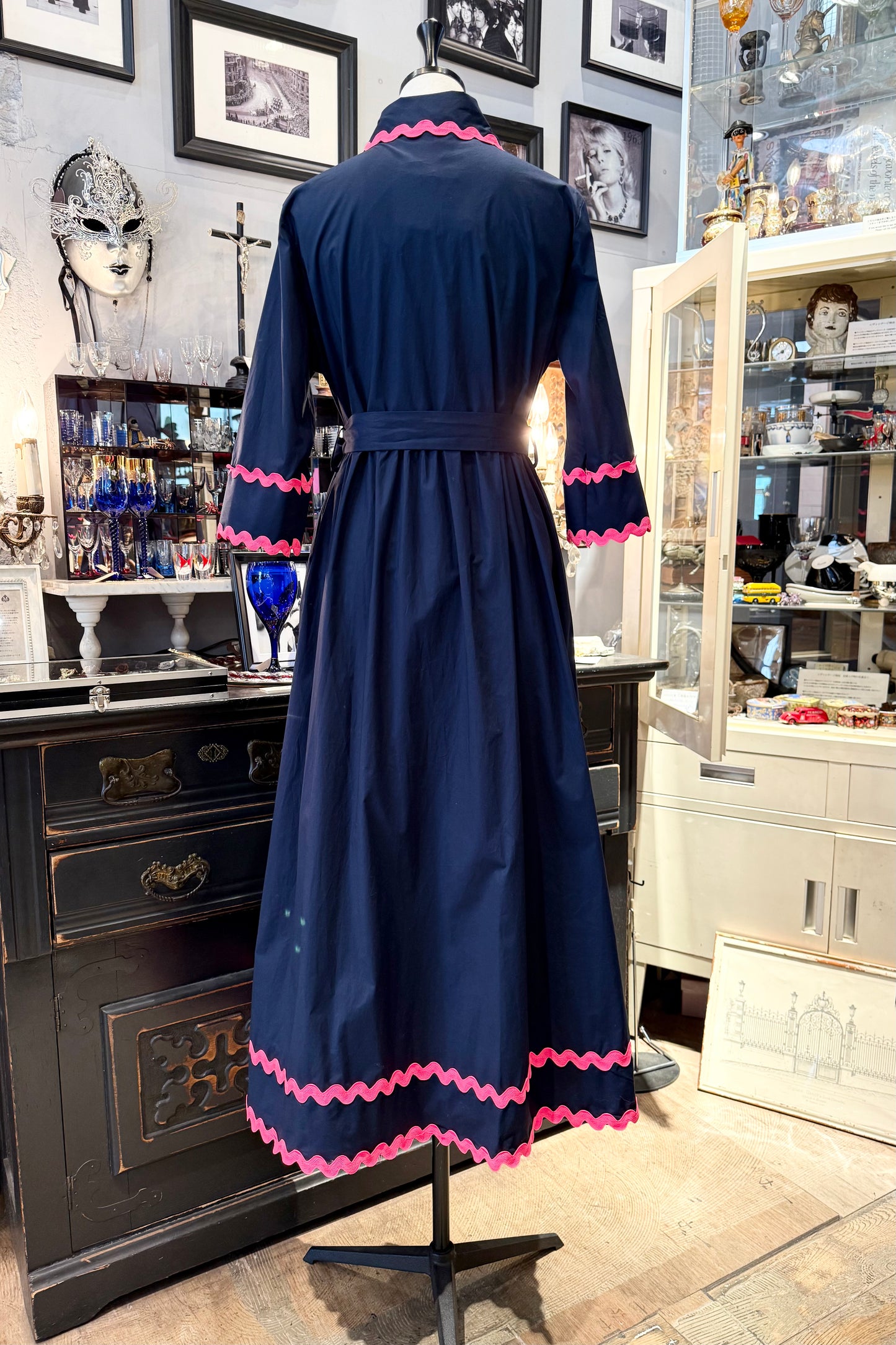 VILAGALLO Spain ネイビー・ネオンピンクリボンワンピース