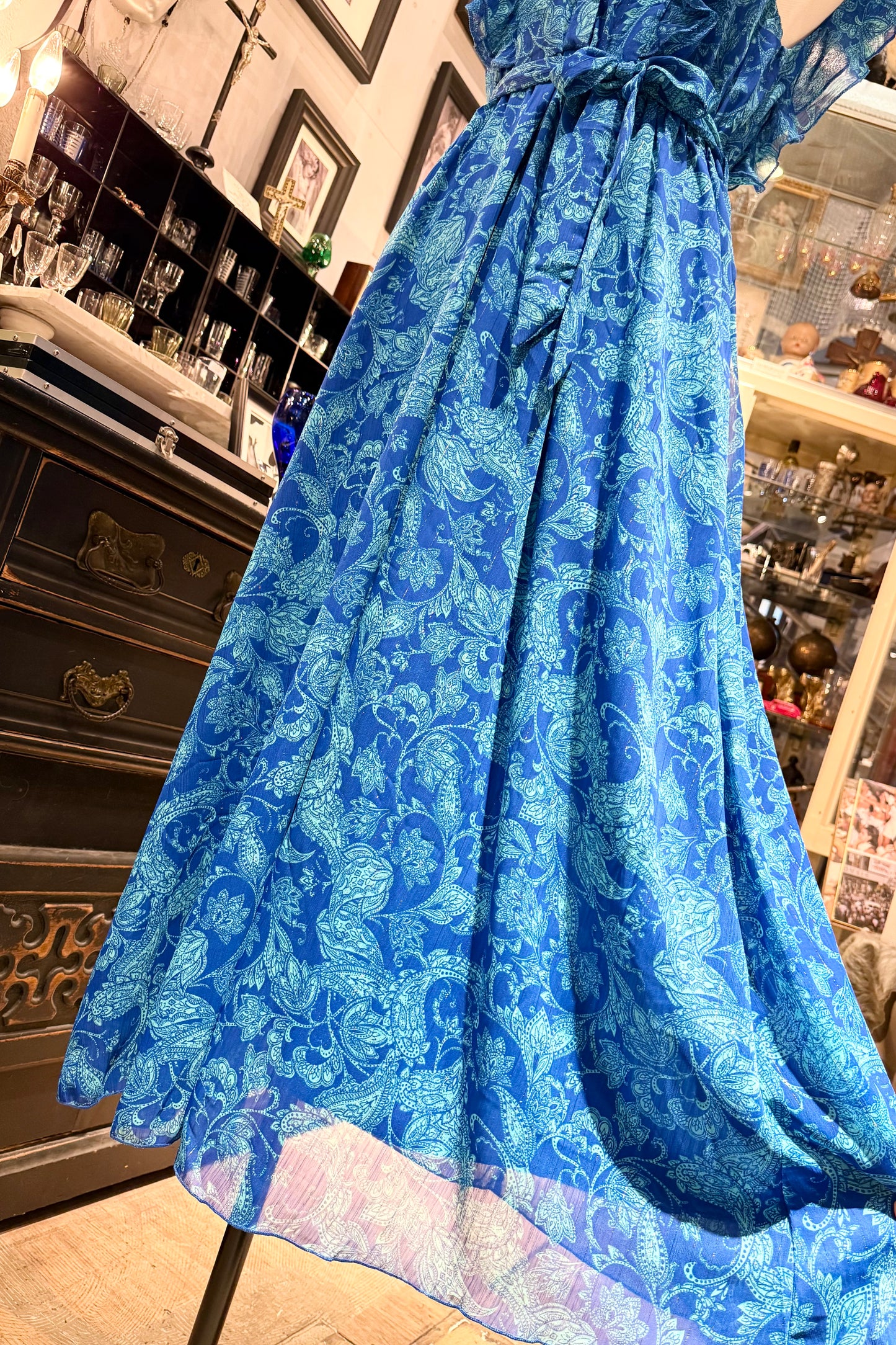 Lilie Rose France 鮮やかなブルーのリゾートワンピ