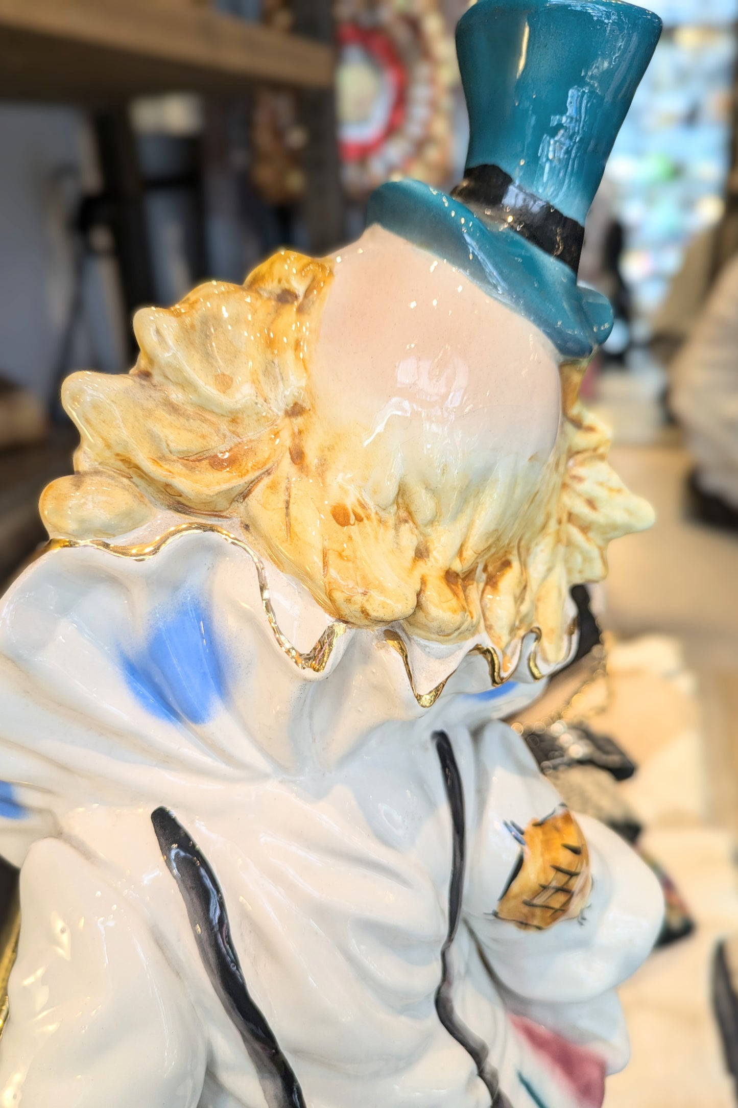 陶器の人形 ピエロ