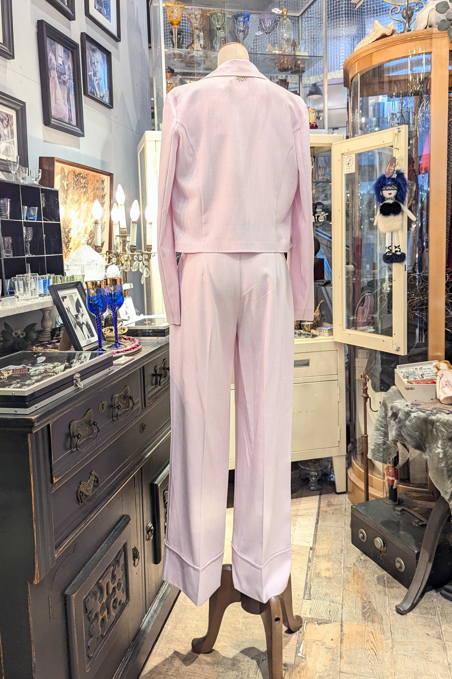 RINASCIMENTO イタリア シャーベットピンク センタープレスパンツ