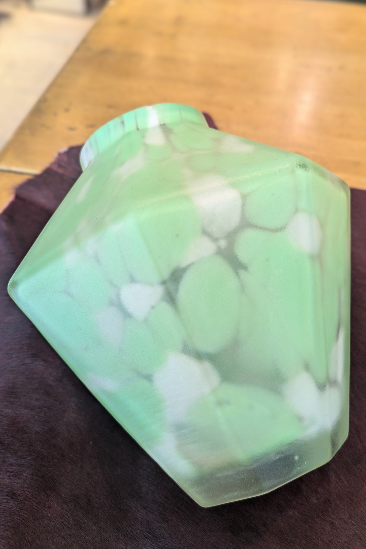 厚口の八角グラス