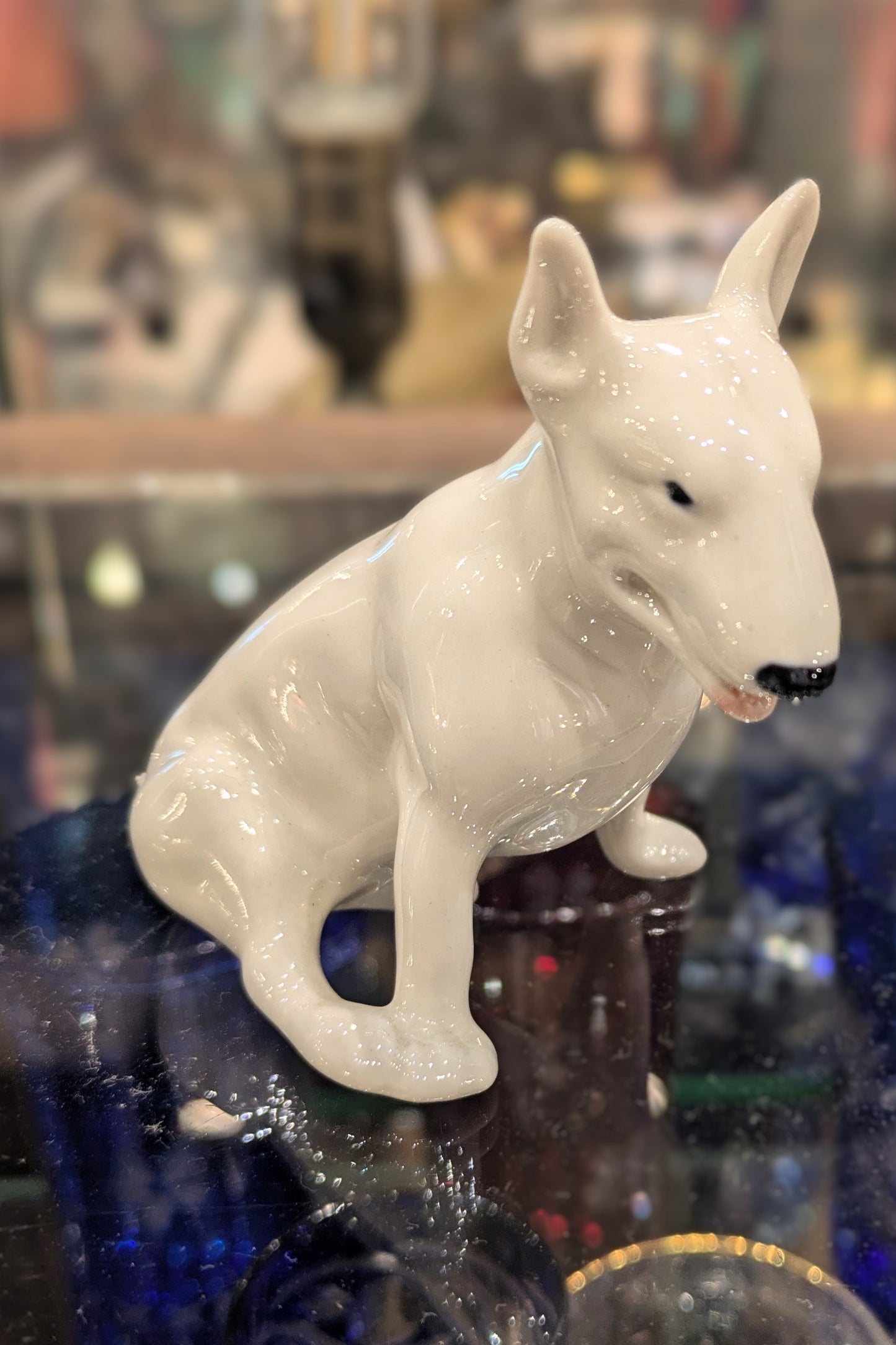 ロシア製 陶器のブルテリアのフィギュア