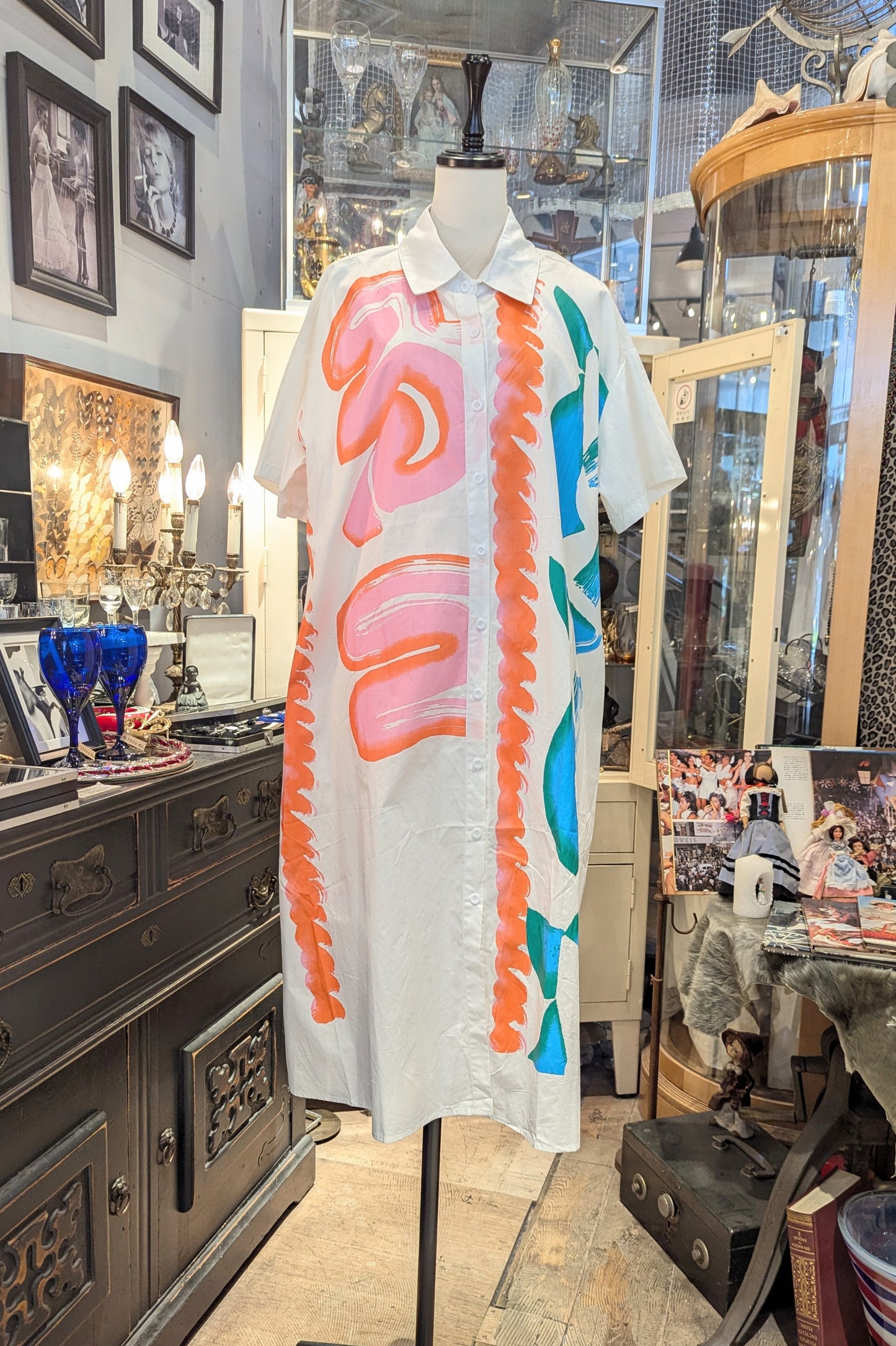 現代アートな大胆ペイント シャツワンピ―ス