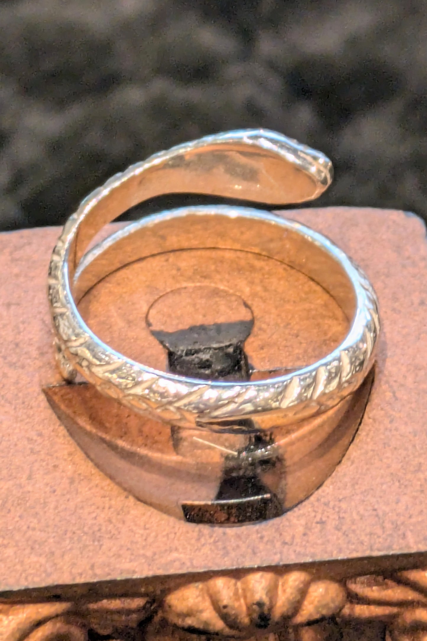 ヴィンテージ Silver925 ヘビ形 リング