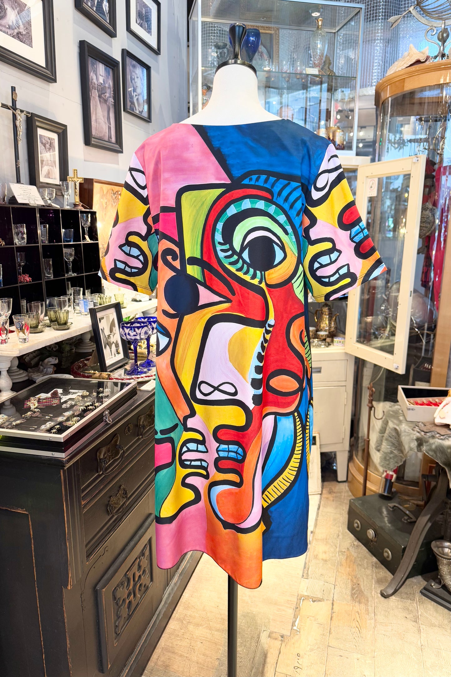 絵画を纏う ピカソ風ワンピース
