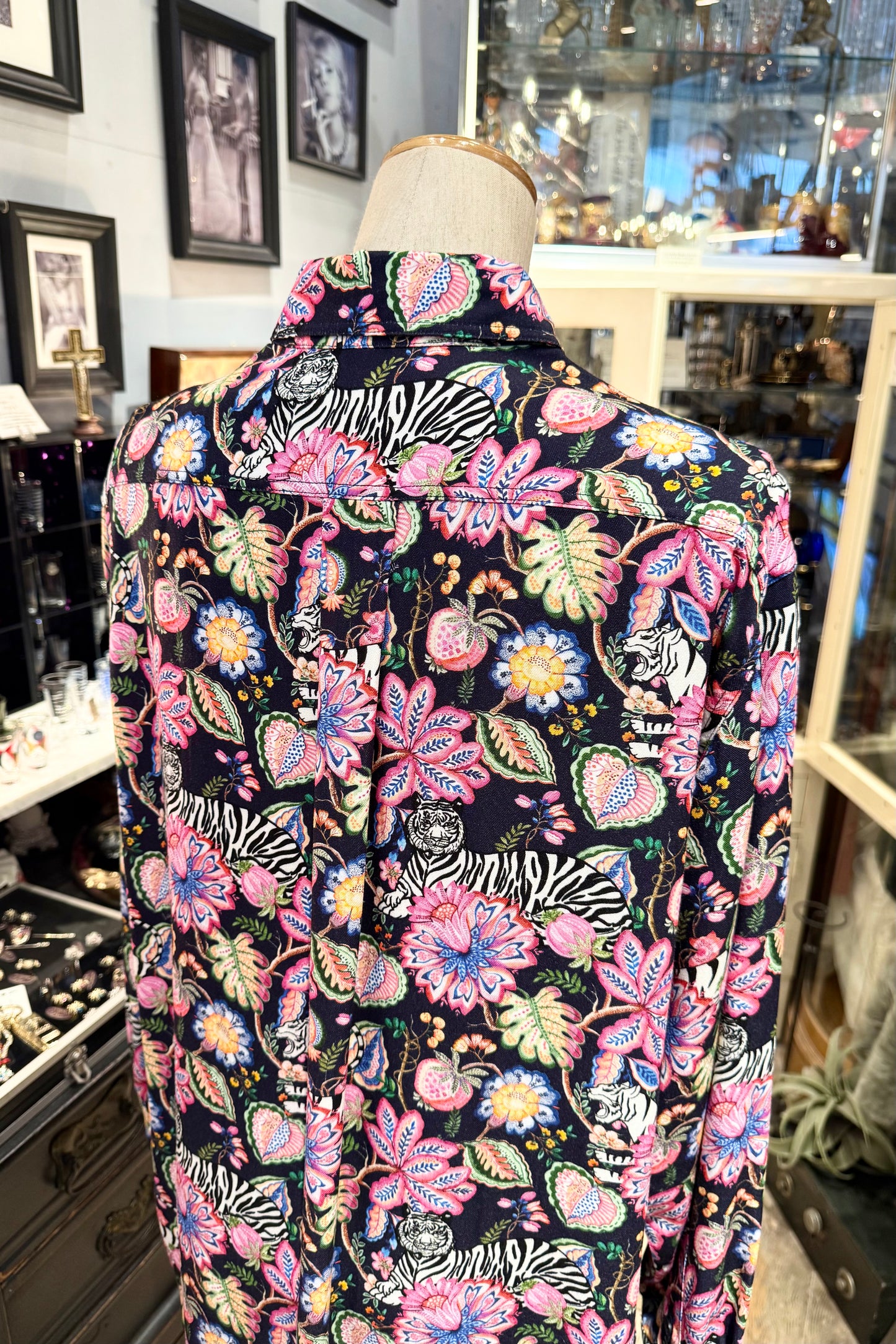 VILAGALLO Spain 　夜の熱帯ジャングル柄シャツ