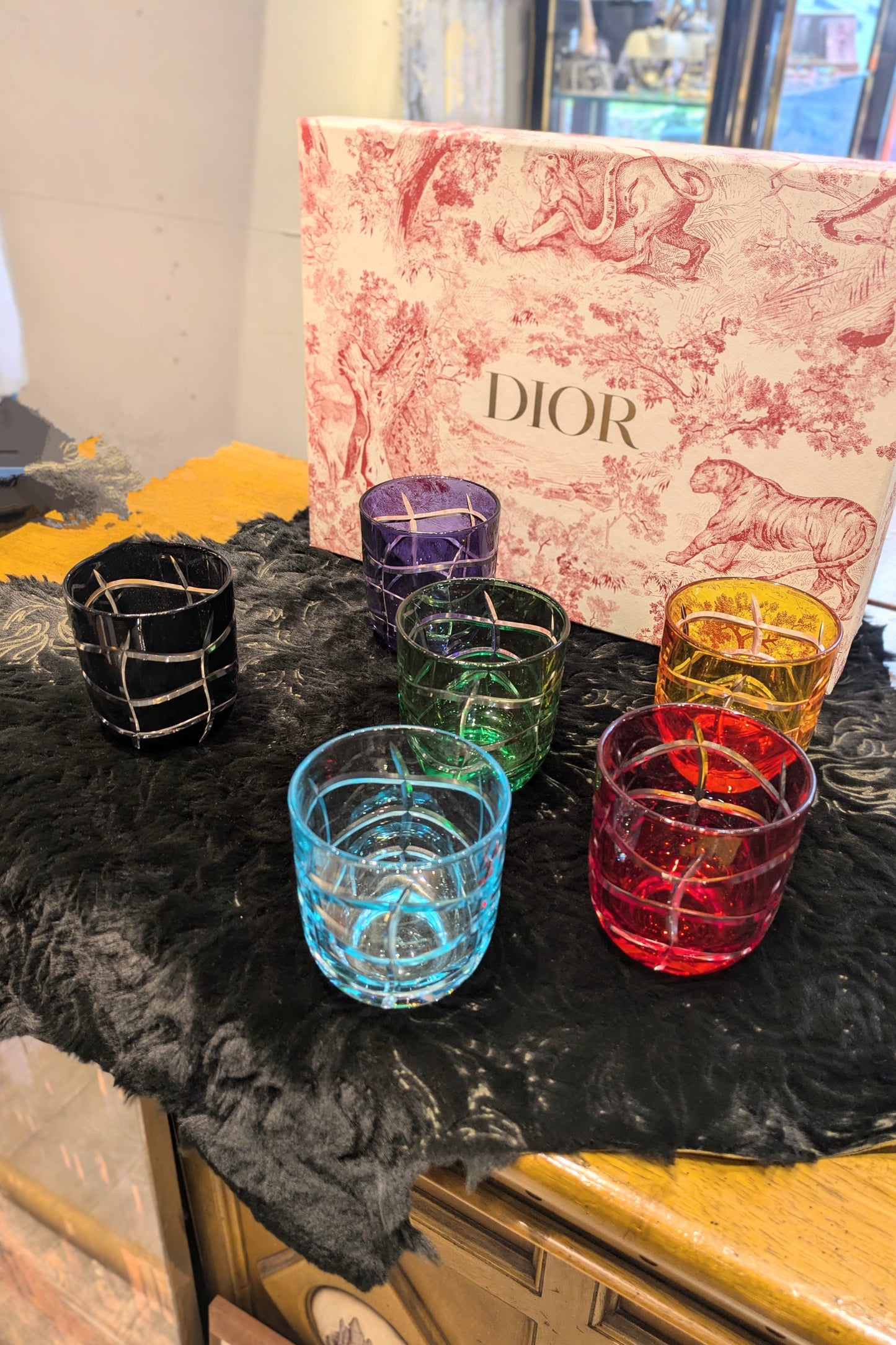 DIORグラス ６色セット 箱付き