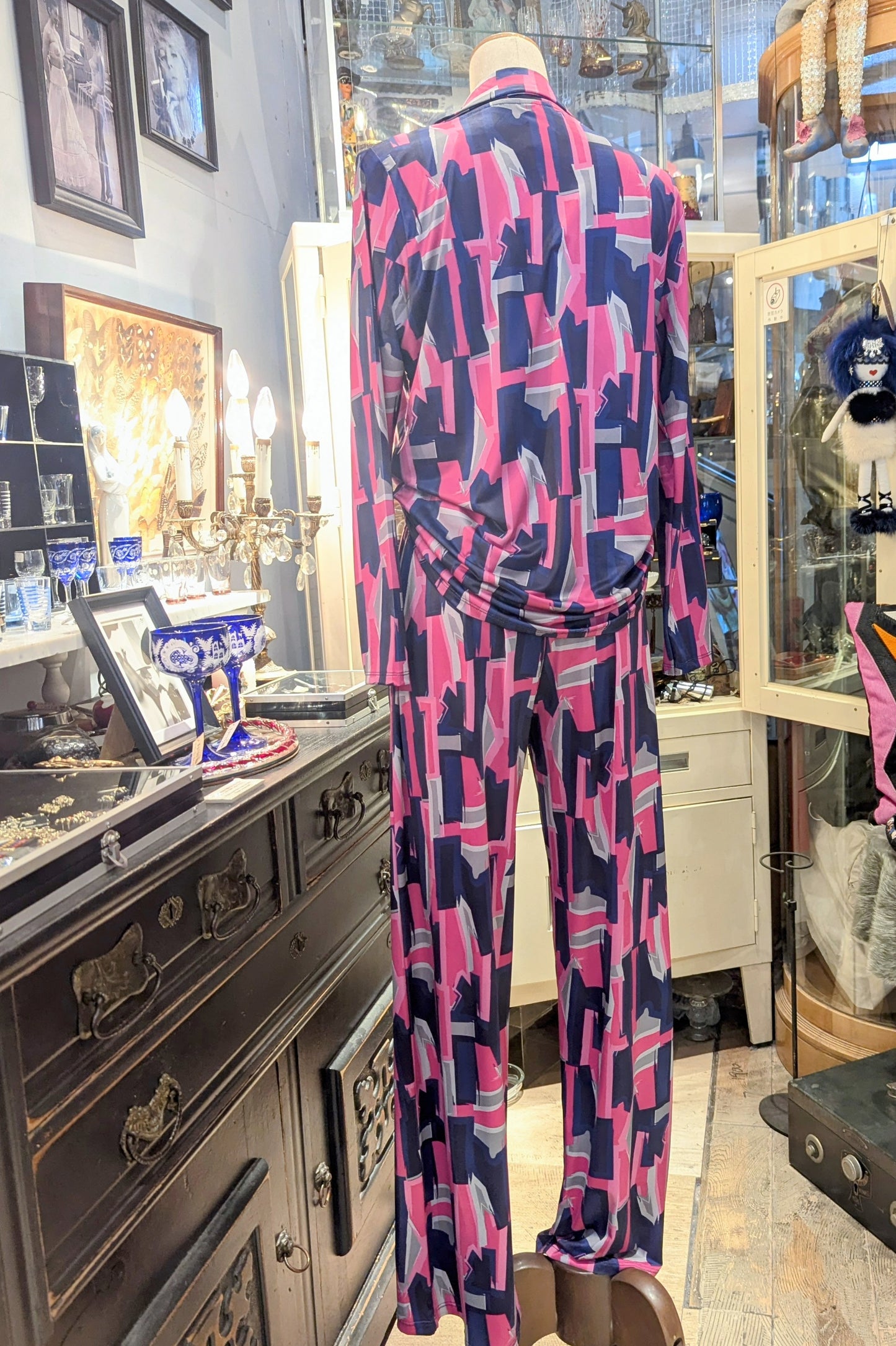 SCORZZO  spain  ジオメトリックなブラウス