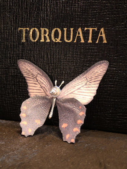 トルクアータ  レザー アゲハ蝶ピアス（片耳ピアス）